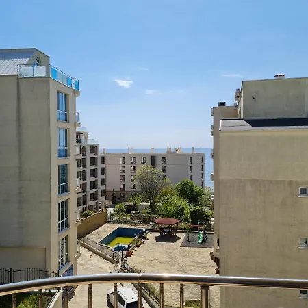 кабакум морски бриз на крачки от плажа Warna