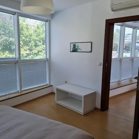 кабакум морски бриз на крачки от плажа Apartment Warna